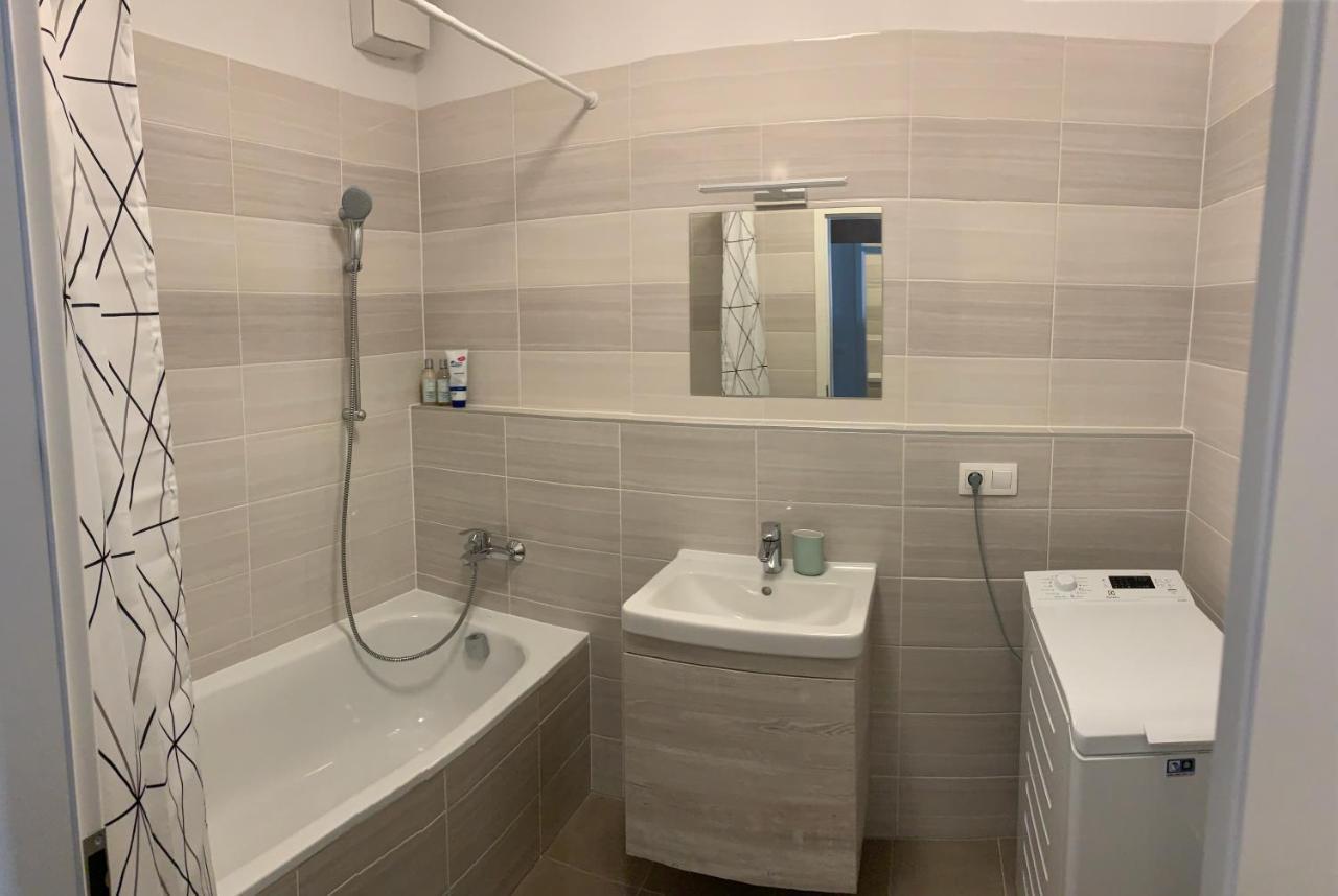 Trenčín Greenbay Golf Apartments מראה חיצוני תמונה