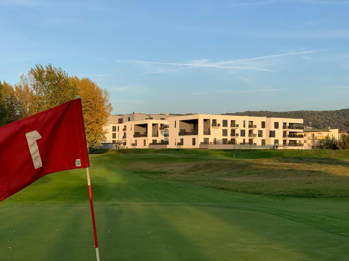 Trenčín Greenbay Golf Apartments מראה חיצוני תמונה